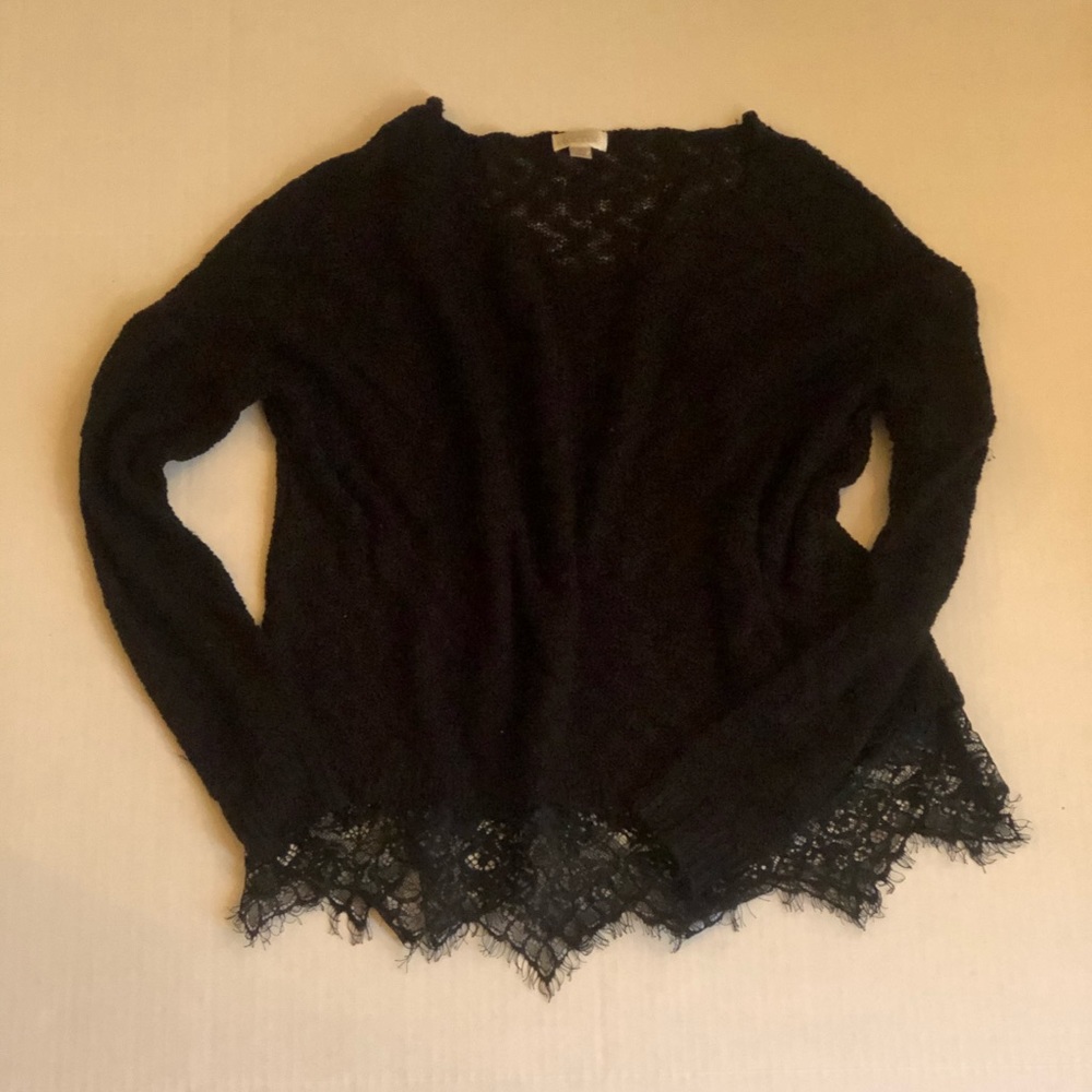 Black light weight sweater with lace trim
